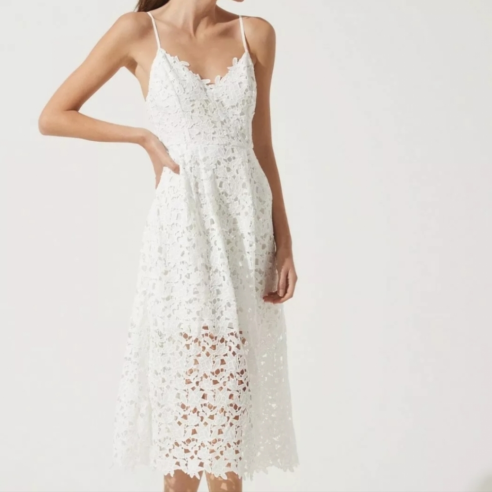 ASTR the Label Lace A-Line Midi Dress in White